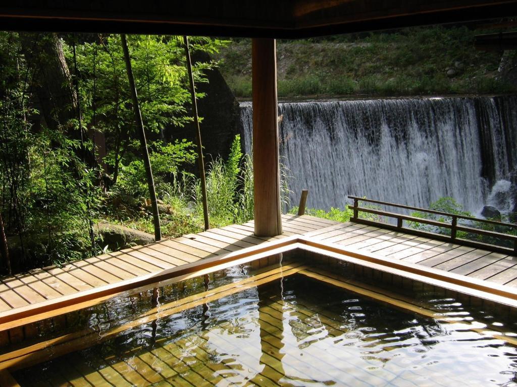 Hatago Higashiagatsuma Bagian luar foto