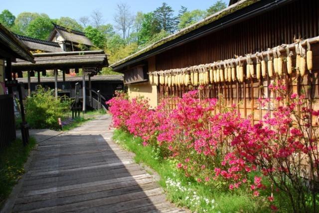 Hatago Higashiagatsuma Bagian luar foto