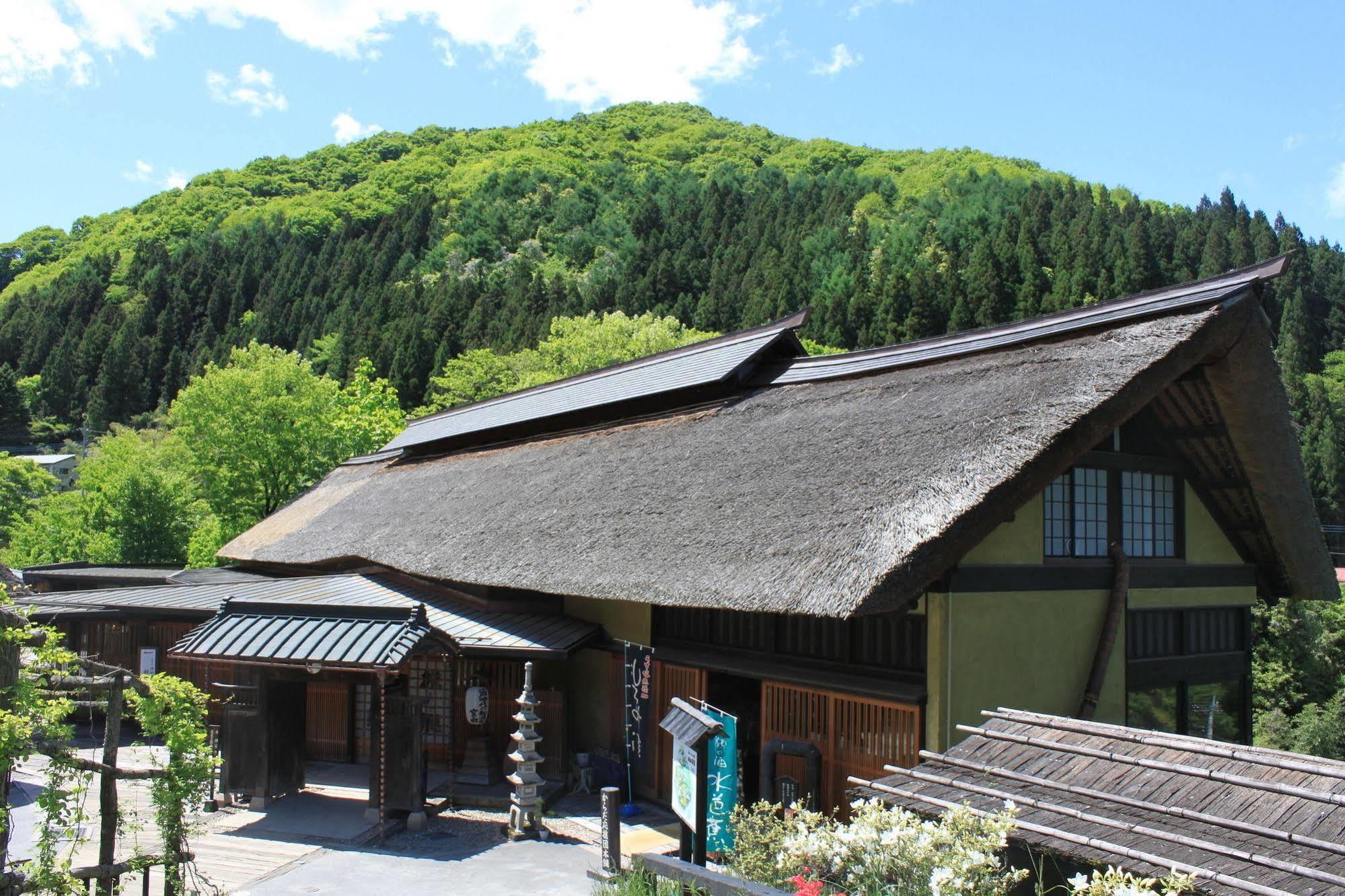 Hatago Higashiagatsuma Bagian luar foto